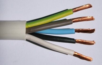 Расчёт сечения кабеля по мощности и току: как правильно рассчитать проводку