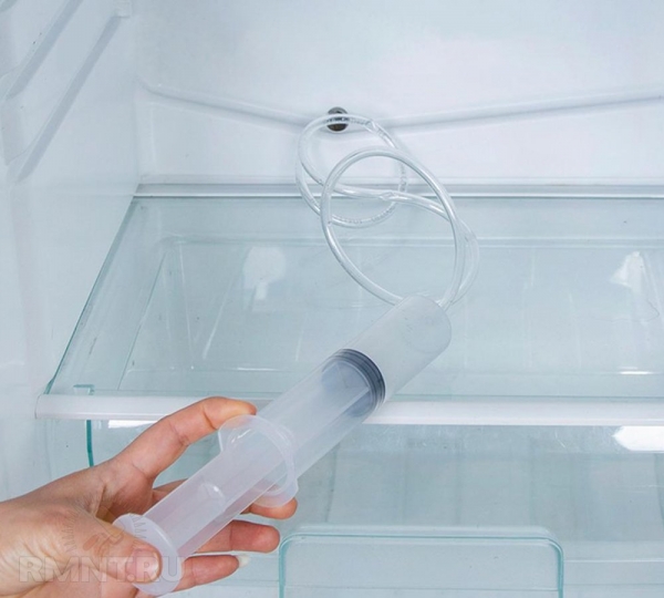 





Что делать, если забилась дренажная трубка в холодильнике



