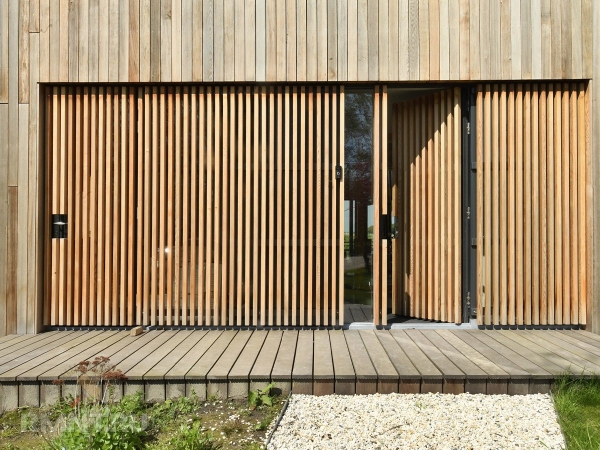 





Фасад из мелиорированной древесины: особенности, плюсы и минусы



