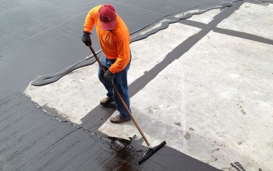 Чем залить крышу гаража от протекания: способы восстановления гидроизоляции